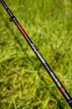 Ultimate Fury Feeder 330cm 15-60gr -VisAvontuur 000c413520c8e124