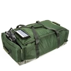 Saber - Deluxe Medium Boat Bag -VisAvontuur supra deluxe medium bait boat bag pockets